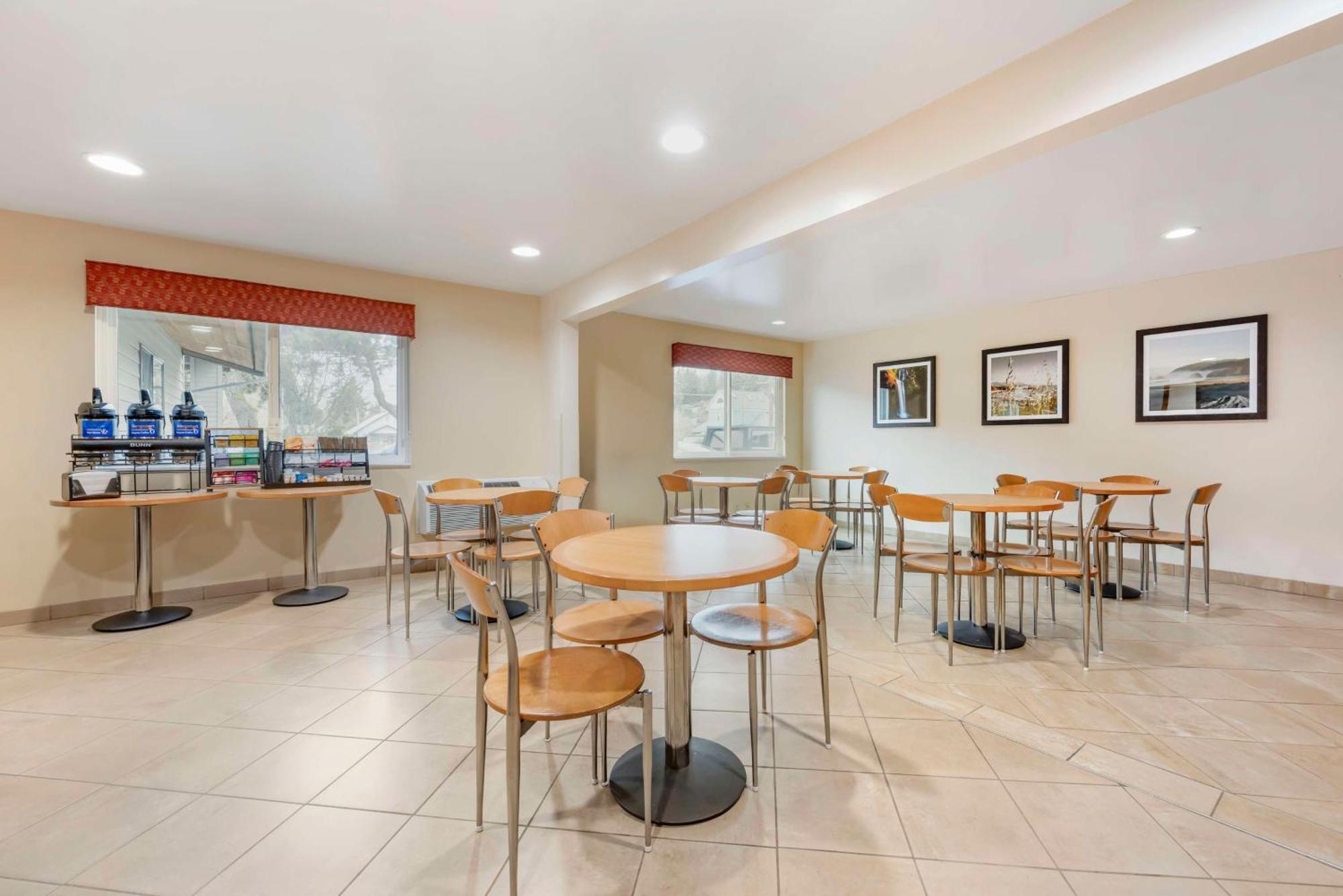 Best Western Aladdin Inn Kelso Extérieur photo