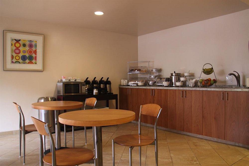 Best Western Aladdin Inn Kelso Extérieur photo